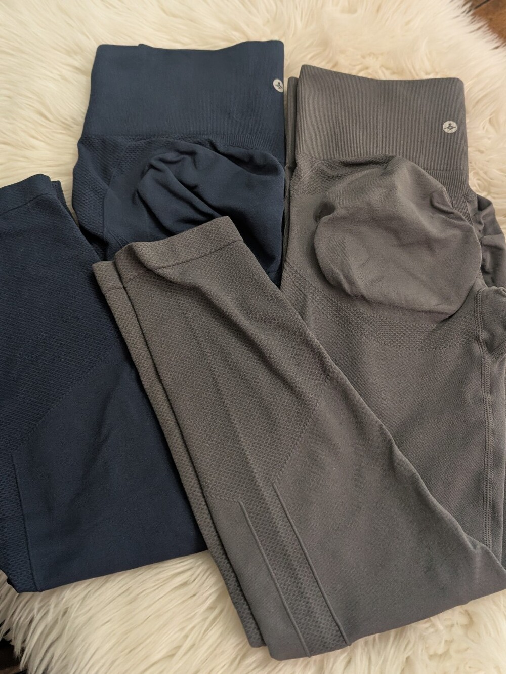 Halara High-Rise Booty Scrunch Seamless Performance Leggings - Gray & Navy L